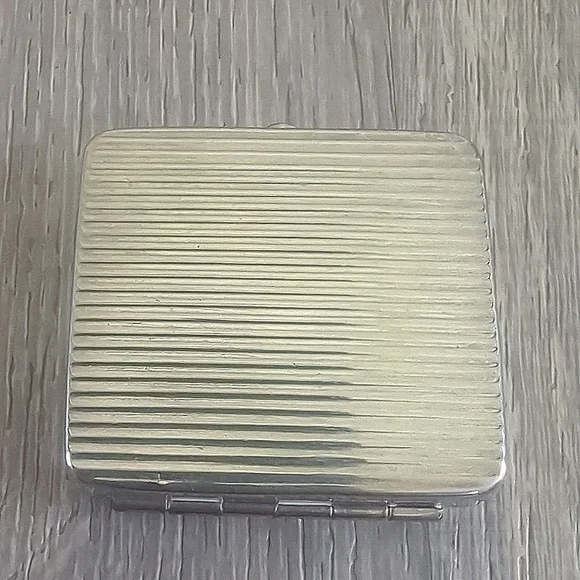Vintage Silver Trinket Boxes - Set of 2 - Picture 6 of 12